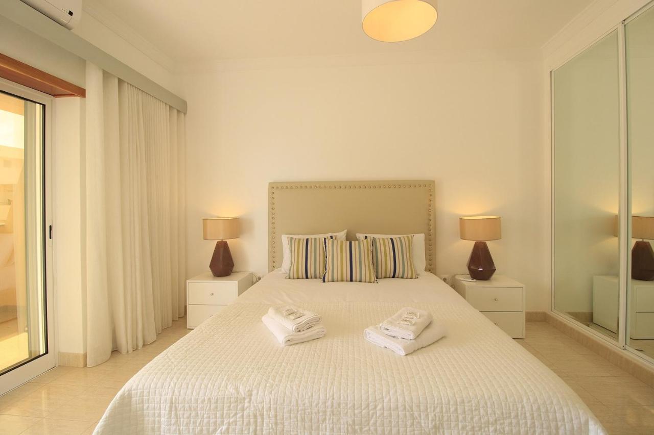 Armacao De Pera Brightness With Pool By Homing Apartment Bagian luar foto