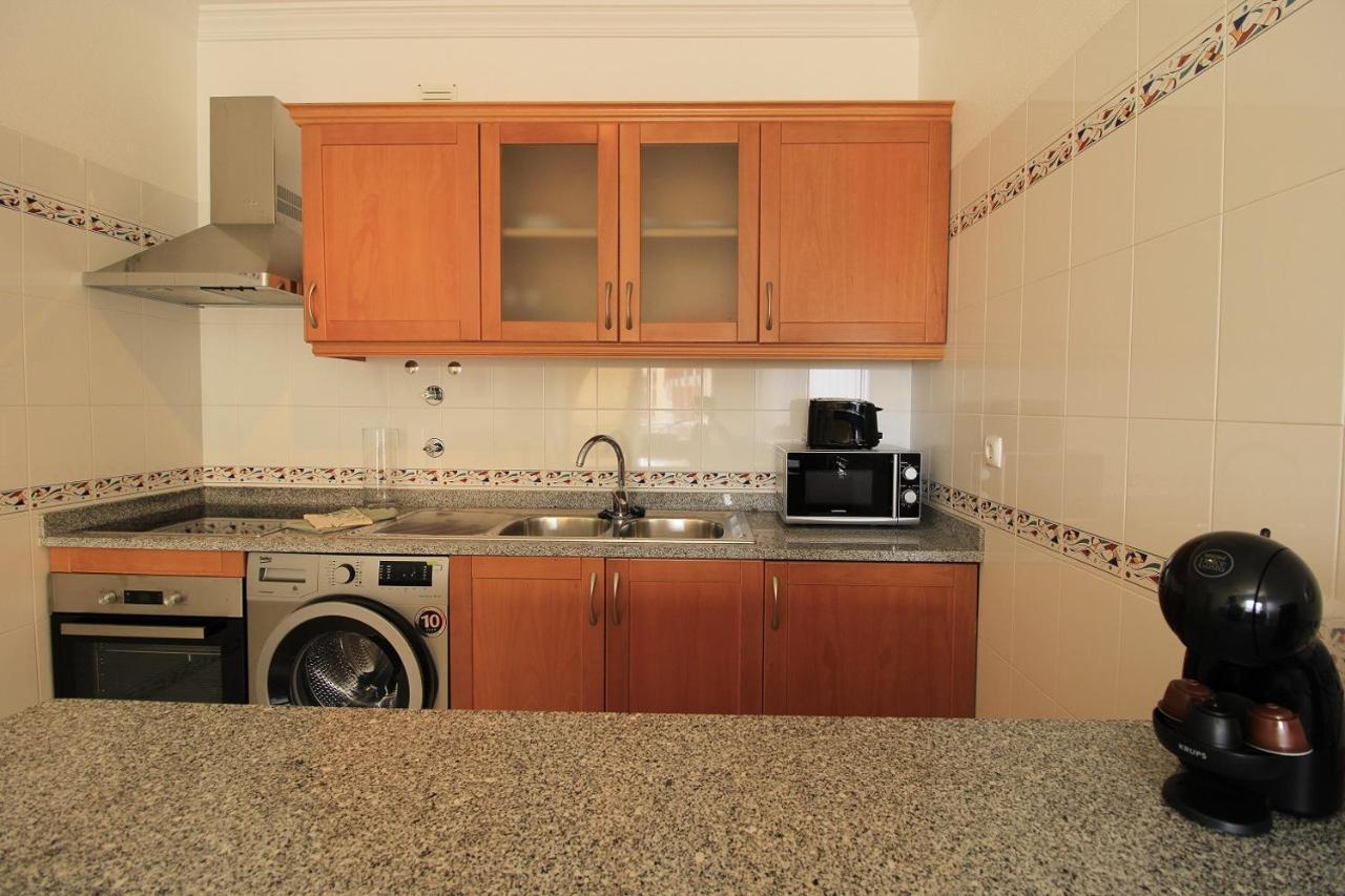Armacao De Pera Brightness With Pool By Homing Apartment Bagian luar foto